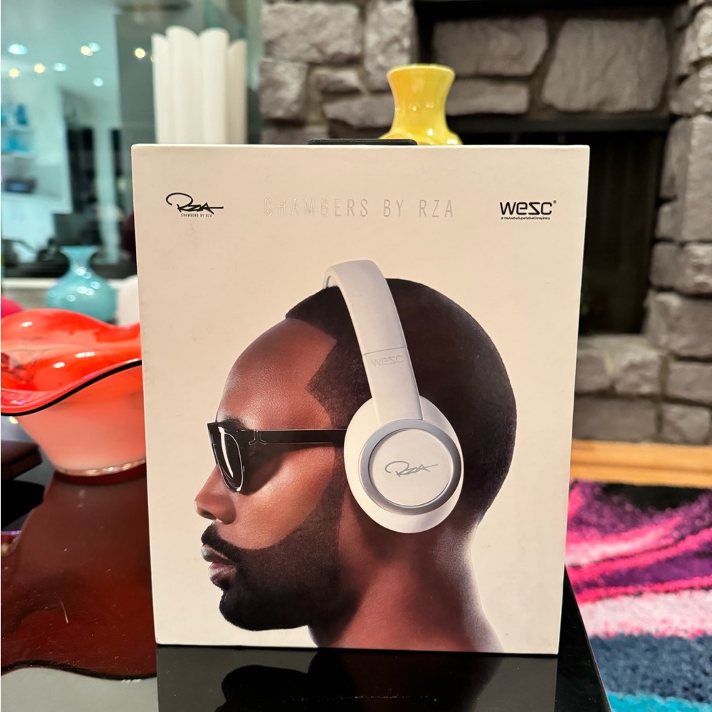 RARE Chambers By RZA Wutang Premium White Headphones WESC Noise Cancellation